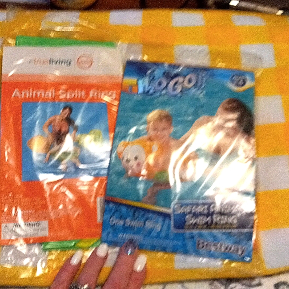 2 kids floats NIP, 1 monkey, 1 frog